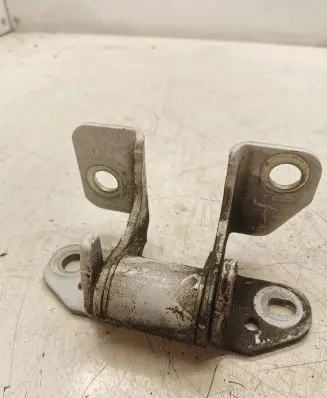 Jeep Grand Cherokee Loading door upper hinge 85574F