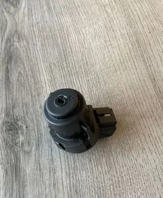Volkswagen Transporter - Caravelle T5 Ignition lock contact 6R0905865