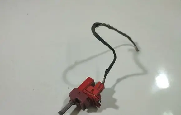 Ford Transit - Tourneo Connect Brake pedal sensor switch