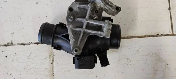 Peugeot 3008 I Throttle valve 25365220 PA66GF30