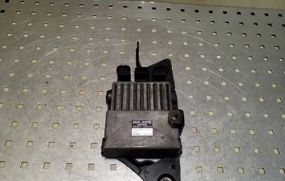 Toyota RAV 4 (XA30) Fuel injection control unit/module 8987120070 1310001371