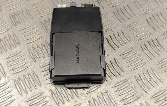 Mercedes-Benz B W246 W242 GPS navigation control unit/module 10R0310151 9078B08C01327 A1728100011