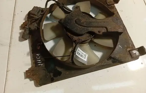 Honda Civic Radiator cooling fan shroud 