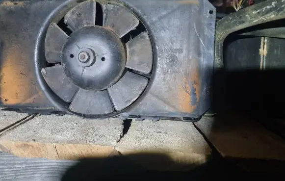 Mercedes-Benz 207 310 Heater fan/blower