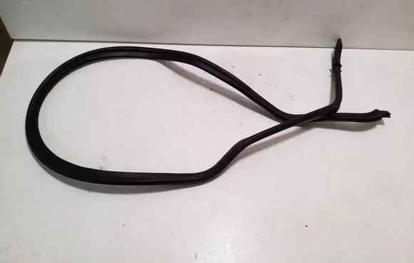 Maserati Ghibli Engine compartment rubber 
