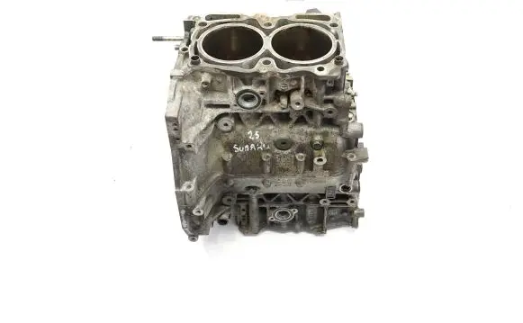 Subaru Legacy Engine block ej25