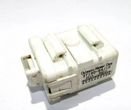 Suzuki Grand Vitara II Other control units/modules 3719064J10