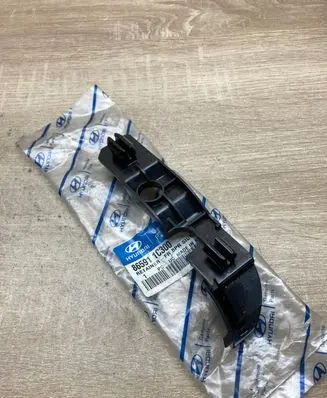 Hyundai Getz Front bumper mounting bracket 865911C300 LEFTSIDE