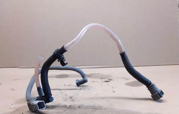 Nissan Primastar Fuel line pipe