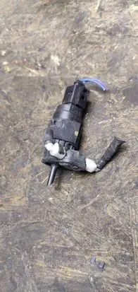 Audi A4 S4 B8 8K Windscreen/windshield washer pump 8k9955647