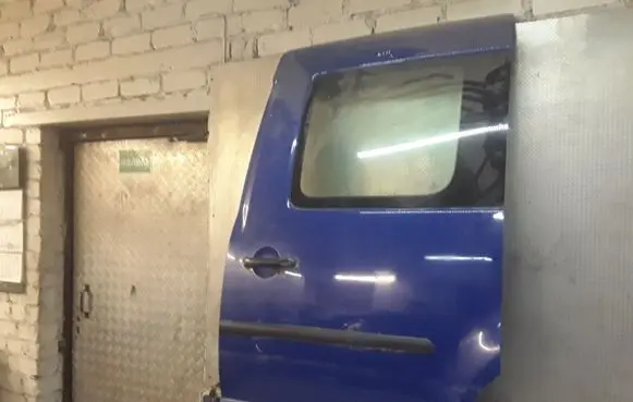 Volkswagen Caddy Side sliding door 