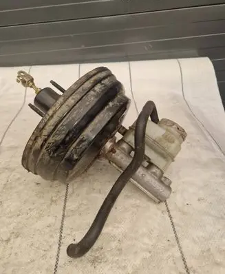 Honda CR-V Brake booster
