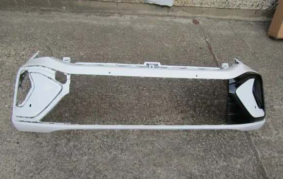 Volkswagen Taigo Front bumper 2G7807217B