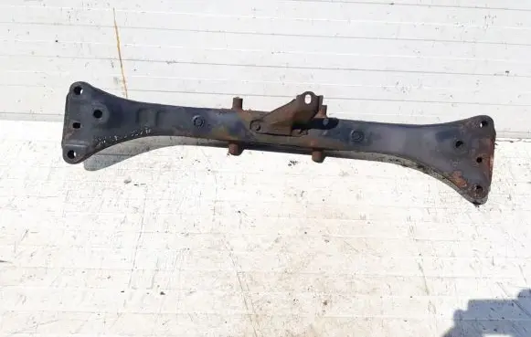 Mitsubishi Carisma Front subframe