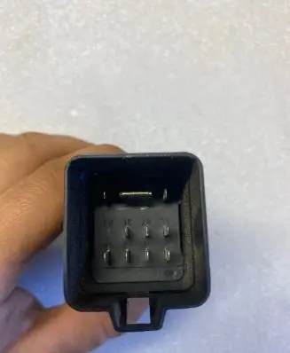 Volvo XC90 Glow plug pre-heat relay 0281003037