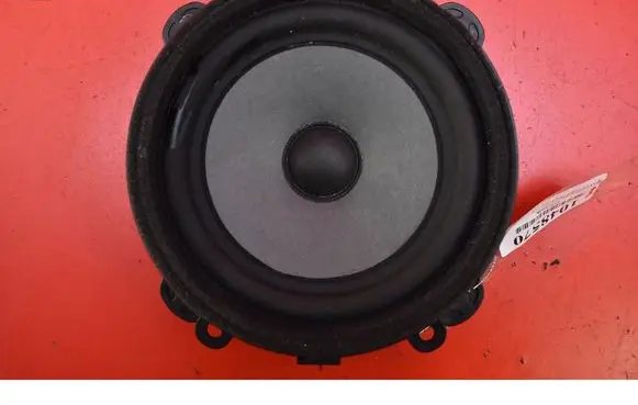 Hyundai Kona I Subwoofer speaker 96330J9000