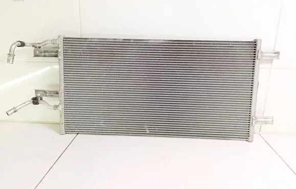 Engine oil radiator