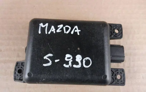 Mazda 6 Blind spot module GV9S67Y80D