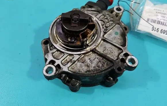 BMW 1 E81 E87 Vacuum pump 0313327116D IMPRK1589916