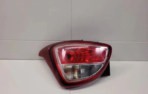 Hyundai i10 Rear/tail lights 92401-B9100