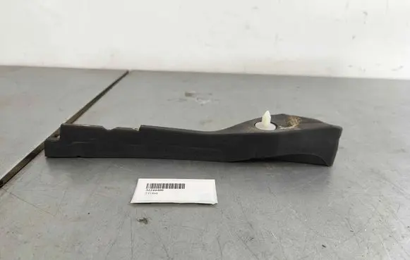 Volvo XC60 Fender foam support/seal 32244400