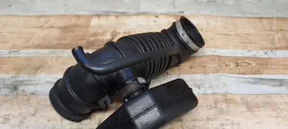 Mitsubishi Space Star Air intake hose/pipe MR481007 5V060 MR529561