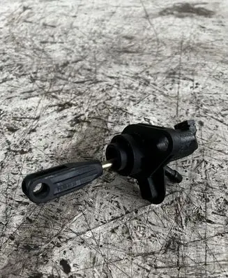Mitsubishi Colt Clutch slave cylinder 