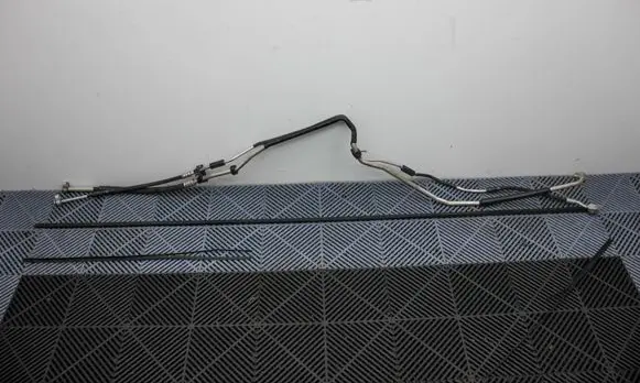 Audi Q7 4L Air conditioning (A/C) pipe/hose 7L8820886B