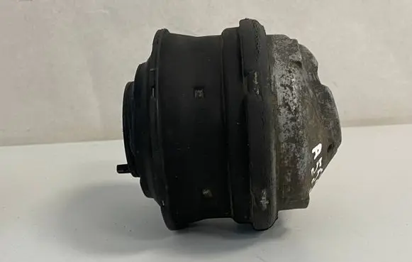 Mercedes-Benz E W211 Engine mount bracket 2112403017