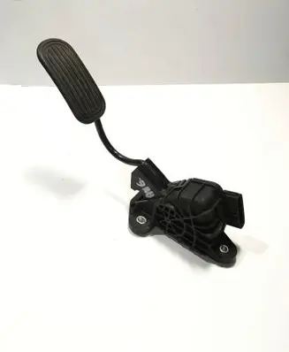 Toyota Hilux (AN10, AN20, AN30) Accelerator throttle pedal 781200K010 VN1988003140