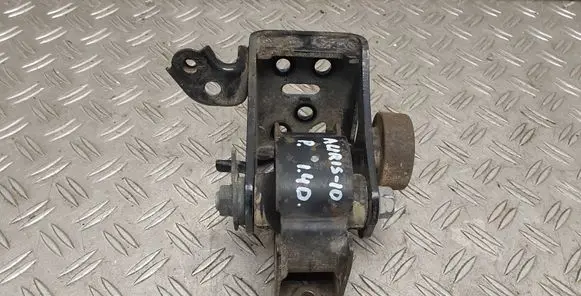 Toyota Auris 150 Gearbox mount