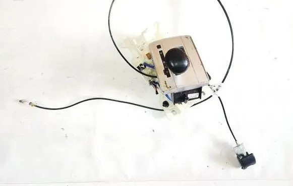 Mitsubishi Lancer X Gear shifter/selector 2400a264