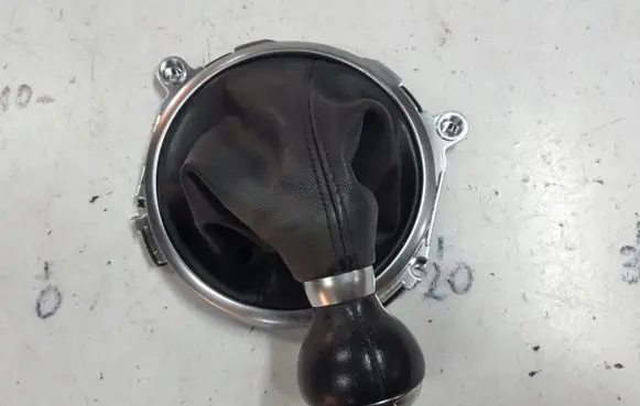 Gear lever shifter trim leather/knob