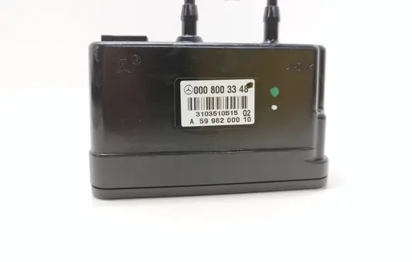 Mercedes-Benz C AMG W204 Central locking vacuum pump A5998200010 3103510515 0008003348