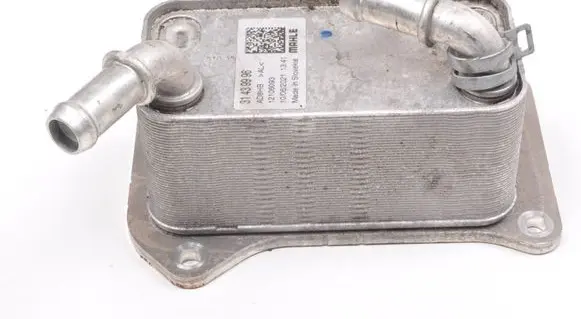 Volvo S60 Engine oil radiator 31439996