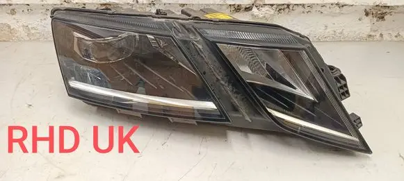 Skoda Octavia Mk3 (5E) Headlight/headlamp 5E2941016E