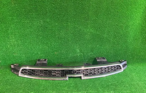 Chevrolet Orlando Front bumper upper radiator grill 95156947