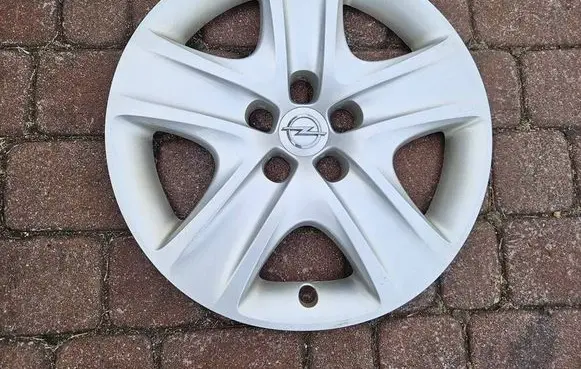 Opel Zafira C R17 wheel hub/cap/trim 13267806