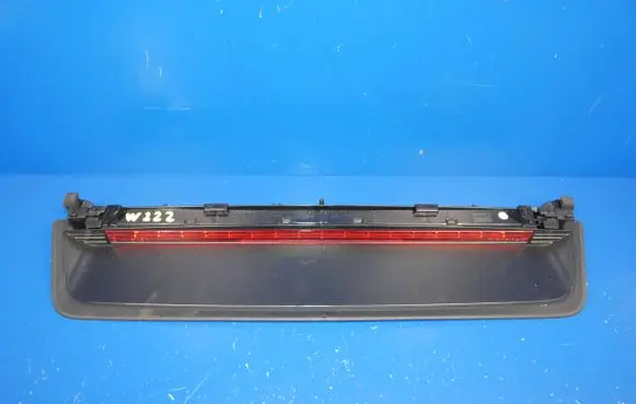 Mercedes-Benz S W222 Third/center stoplight A2229060045 ZGS005Q03
