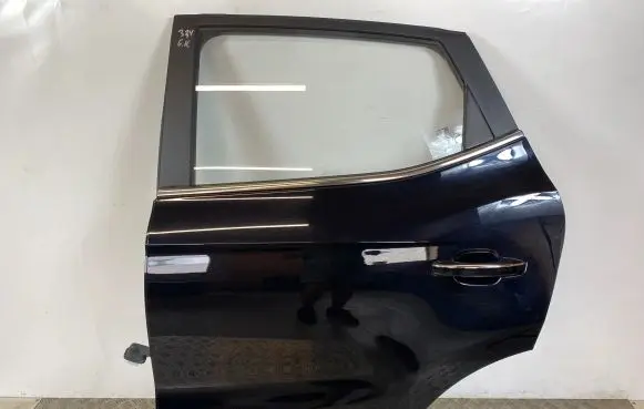 MG ZS Rear door