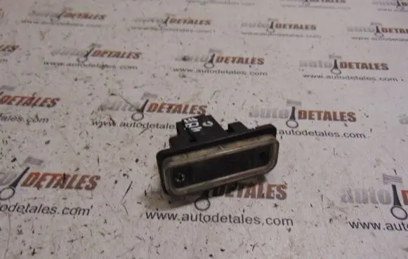 Mercedes-Benz E W211 Number plate light A2038200256