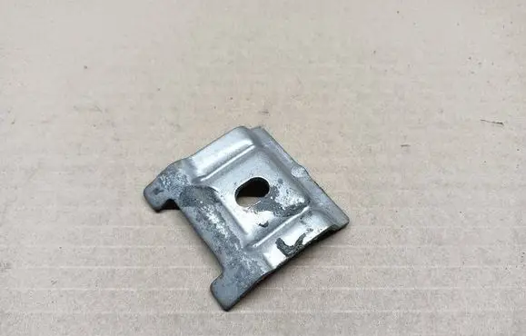 Skoda Yeti (5L) Battery bracket 