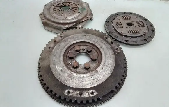 Peugeot 1007 Clutch set kit 318024810