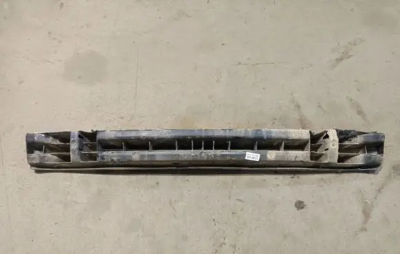 Chrysler Voyager Rear beam