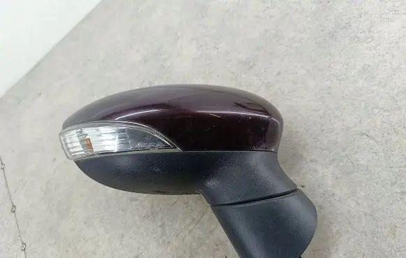 Ford Fiesta Front door electric wing mirror 