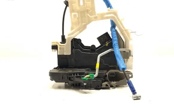 KIA Ceed Front door lock 81310J7010