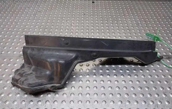 BMW 5 F10 F11 Other engine bay part S27705790 7204336