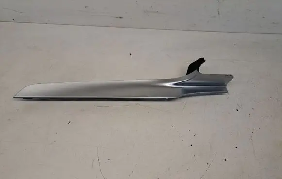 Mercedes-Benz C W205 Dashboard glove box trim