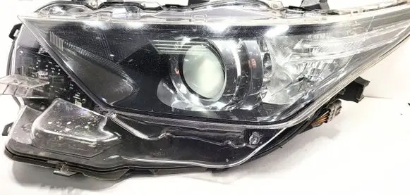 Toyota Auris E180 Headlight/headlamp 8115002K30 90070908