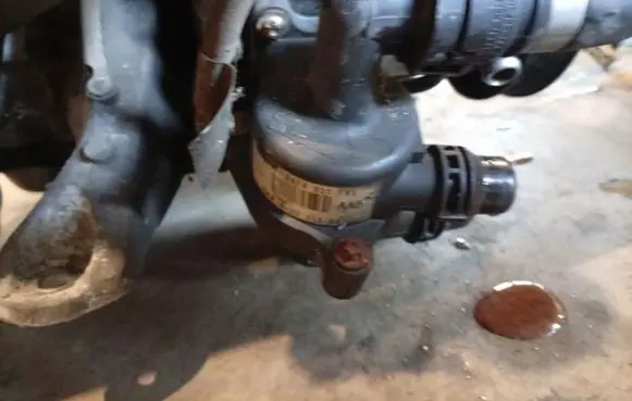 BMW 3 E46 Engine coolant pipe/hose 7506576